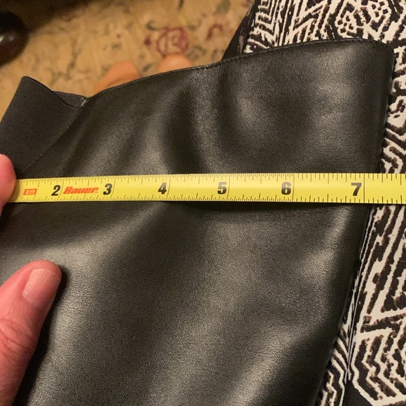 Hunt Club Black Leather Mid Calf Casual Boots Almond Toes Low Heels. Size 9M - Picture 13 of 14